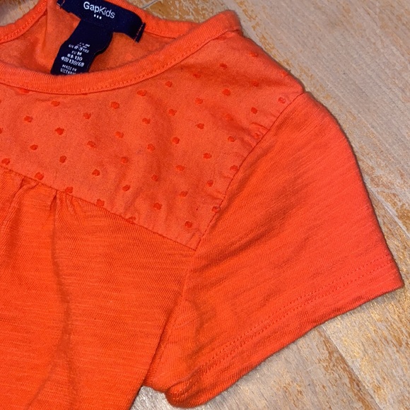 🌺 GAP KIDS Embroidered Polka Dot Loose Fit T-Shirt - Picture 2 of 8